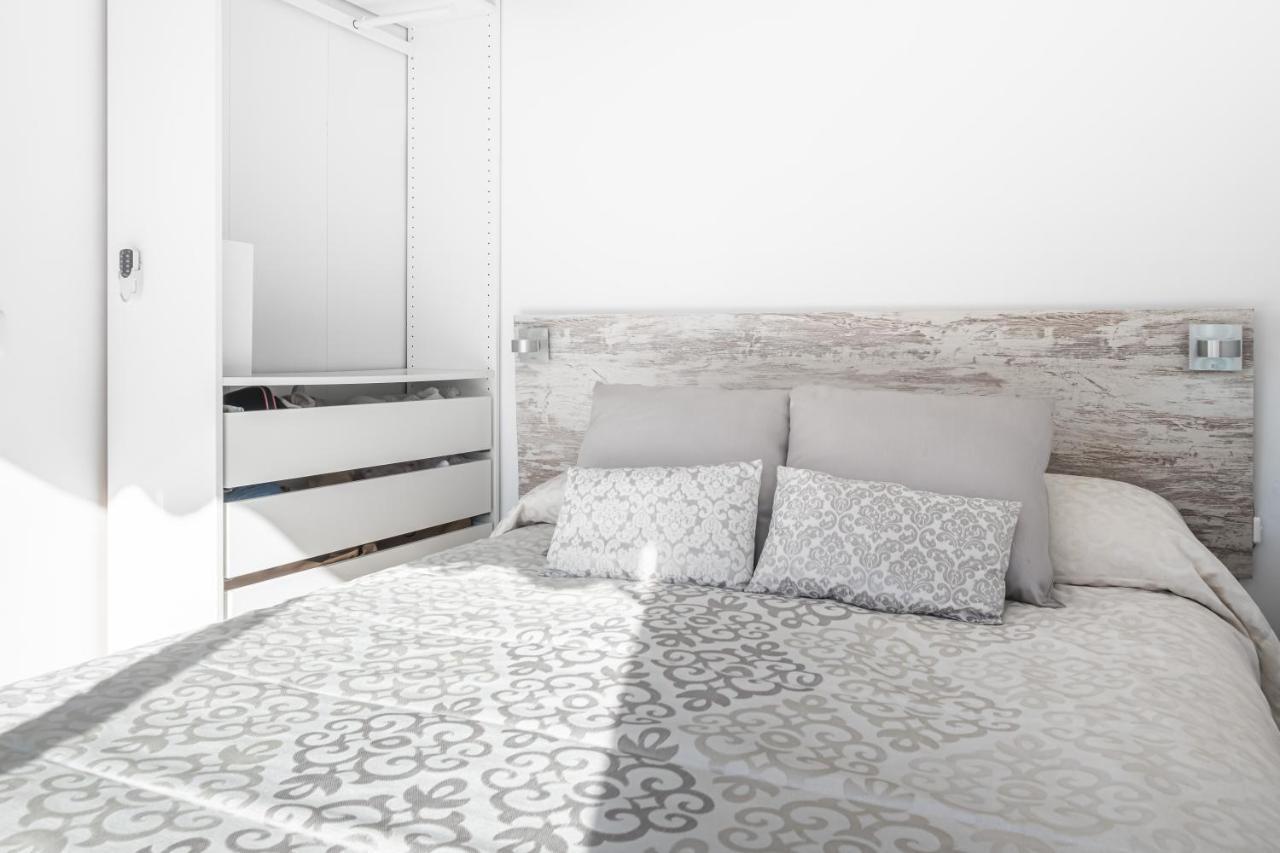 Karola Apartment 12-C Levante Beach Бенідорм Екстер'єр фото