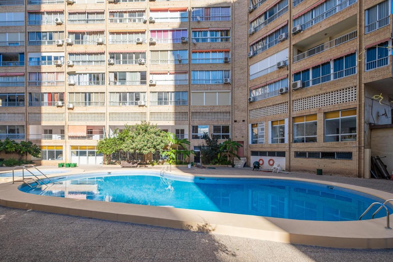 Karola Apartment 12-C Levante Beach Бенідорм Екстер'єр фото